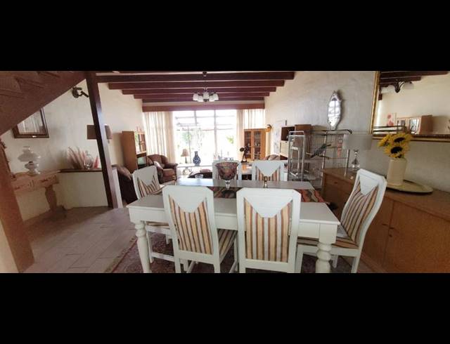 2 BEDROOM TOWNHOUSE FOR SALE IN ALBERANTE